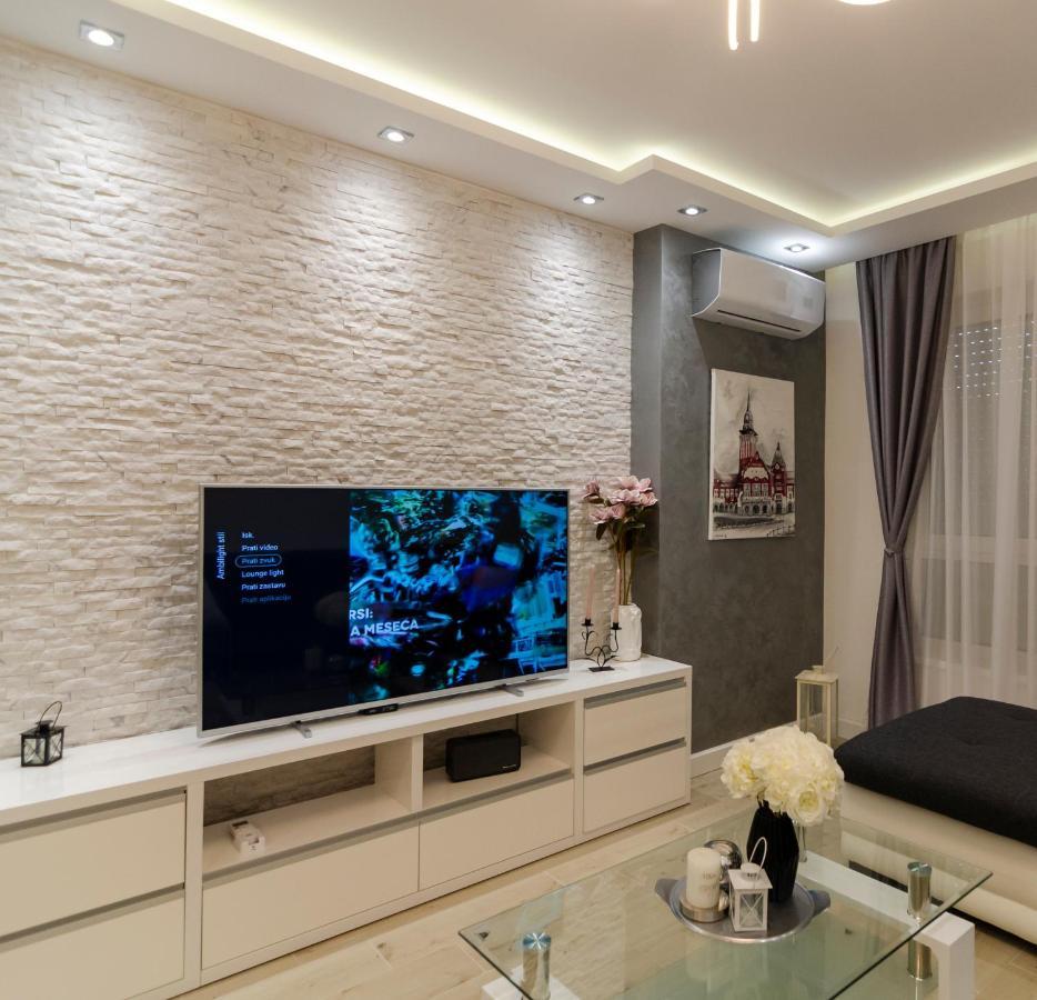 Apartman Mdb Lux سوبوتيتْسا المظهر الخارجي الصورة